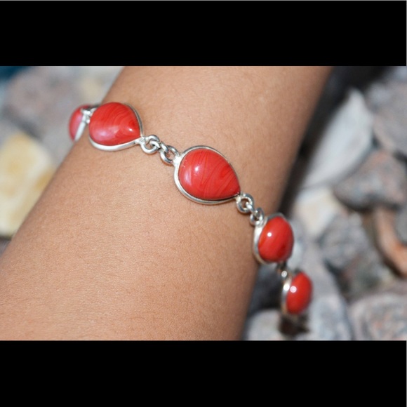 handmade & handcrafted gemstone jewelry Jewelry - Pretty in Red Chalcedony 925S Bracelet 8"